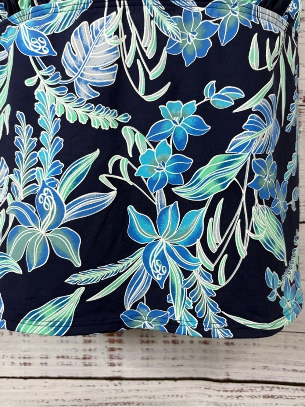 Lands End Navy Floral Underwire Tankini Swim Top